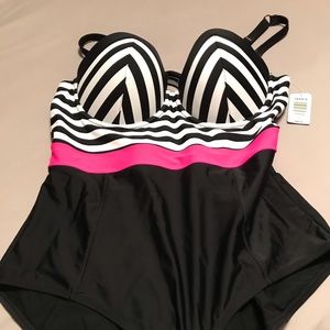 Torrid size 3 bathing suit